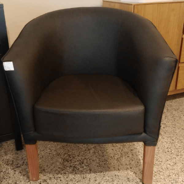 Sillón Conrad: Confort Ergonómico y Elegancia Antimanchas para tu Hogar